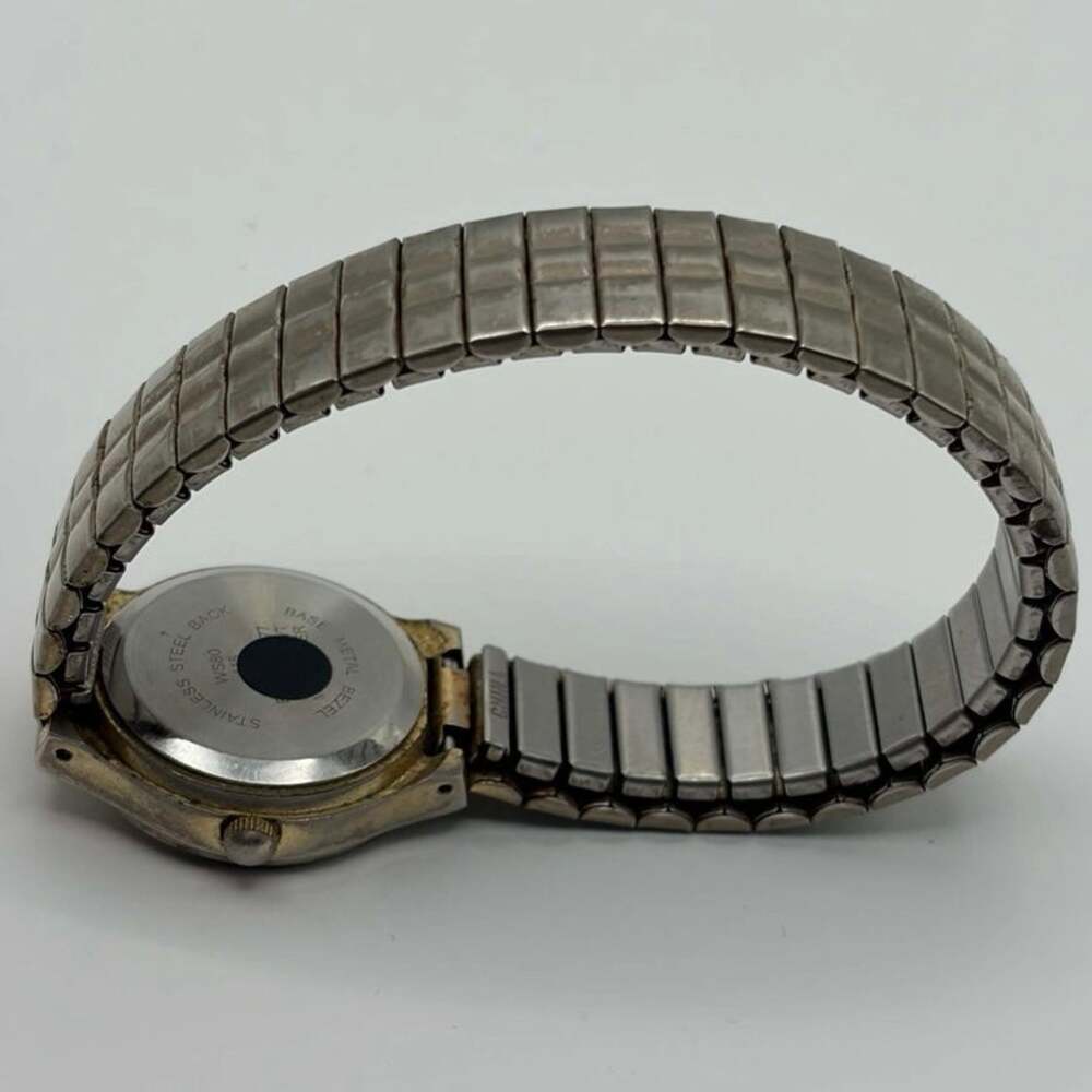 Silver Classic Watch - Picture 4 of 4